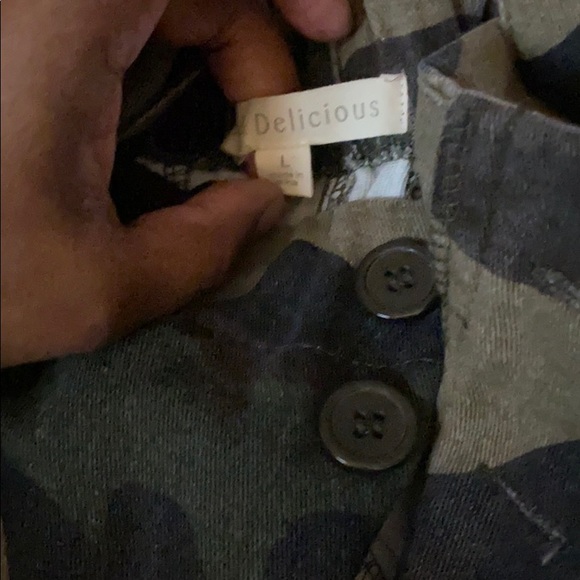 Pants - Picture 3 of 4